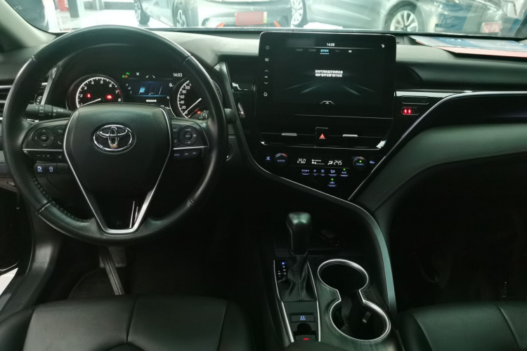 丰田 凯美瑞 2021款 2.0G 豪华版中控内饰12