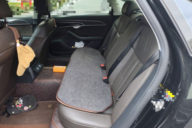 奥迪A8 2018款 A8L 55 TFSI quattro投放版精英型中控内饰21