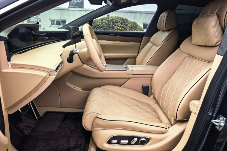 鸿蒙智行 享界S9 2025款 增程 Ultra局部细节19