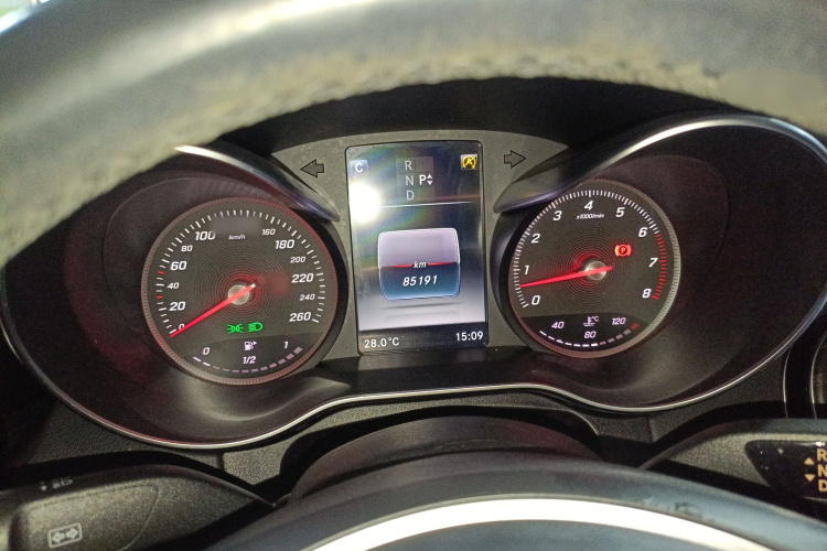 奔驰C级 2015款 C 200 L 4MATIC 运动版局部细节14