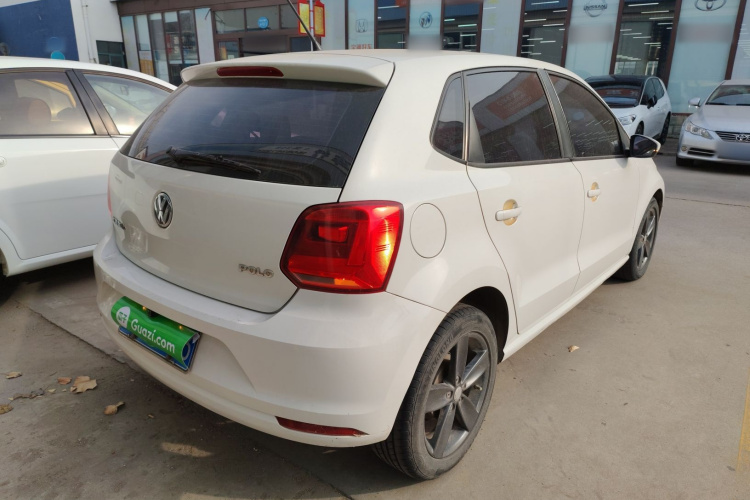 大众 Polo 2016款 1.4L 手动风尚型车身外观7