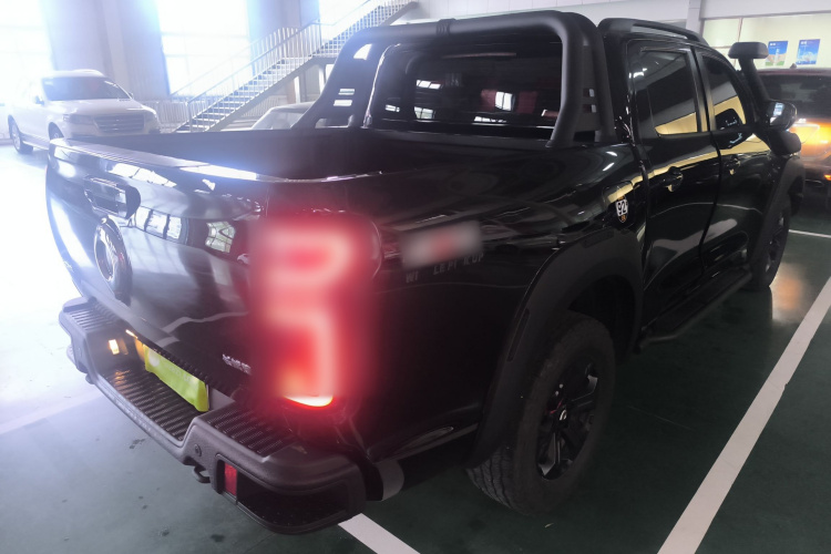 长城 炮 2023款 2.0T越野版自动汽油四驱高阶版车身外观7