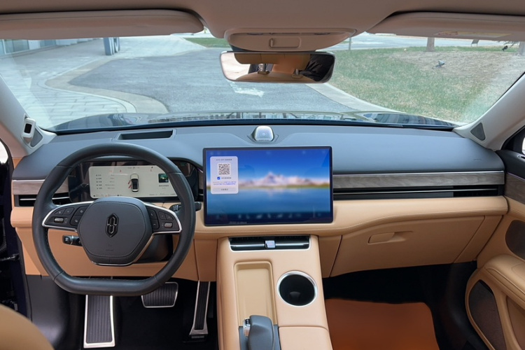 鸿蒙智行 问界M5 2022款 增程后驱标准版中控内饰7006