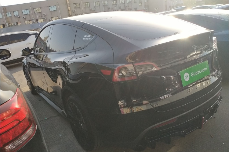 特斯拉 Model Y 2021款 标准续航后驱版车身外观6003