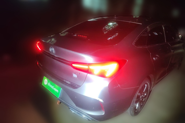 长安 逸动 2020款 PLUS 蓝鲸NE 1.4T GDI DCT旗舰型车身外观6005