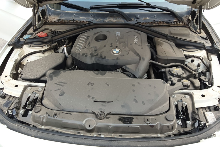 宝马3系 2019款 320i M运动曜夜版局部细节24