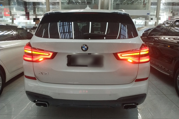 宝马X3 2018款 xDrive30i 领先型 M运动套装 国V车身外观6004