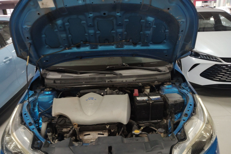 丰田 YARiS L 致炫 2014款 1.3E 自动魅动版机舱底盘24