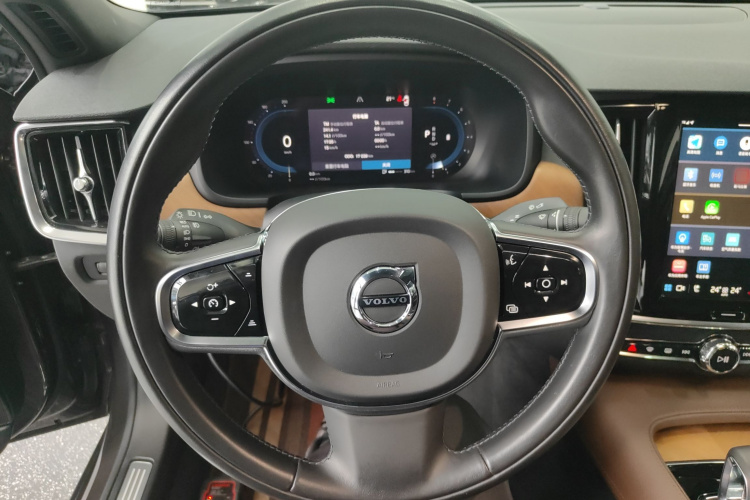 沃尔沃S90 2022款 B5 智逸豪华版中控内饰13