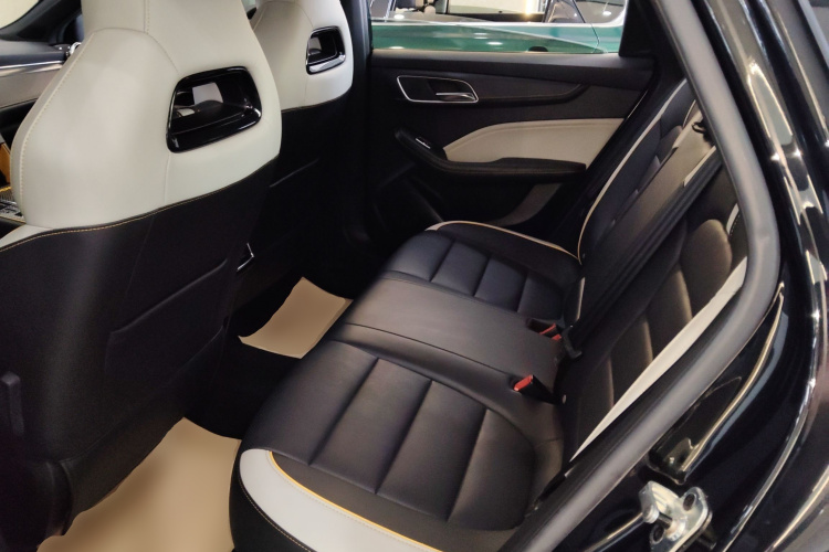 名爵 MG6 2021款 Pro 1.5T 自动Trophy豪华版中控内饰21