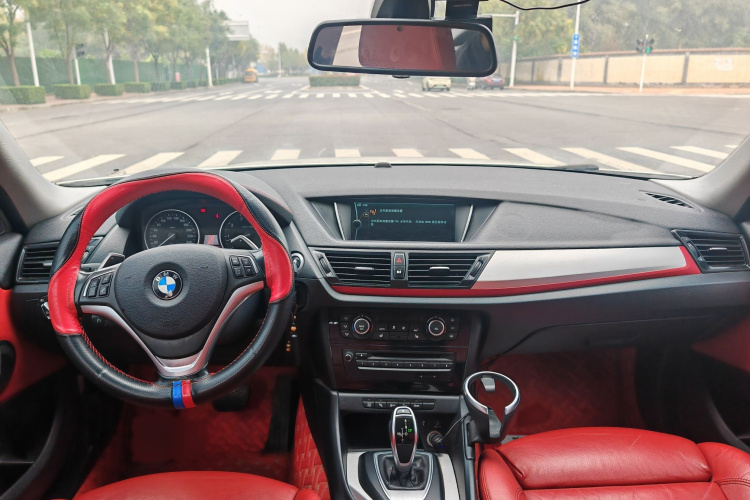 宝马X1 2014款 xDrive20i 运动设计套装中控内饰7004