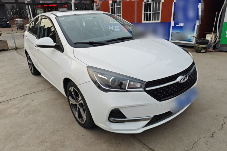 奇瑞 艾瑞泽5 2019款 PRO 1.5L 手动自在版 国VI车身外观3