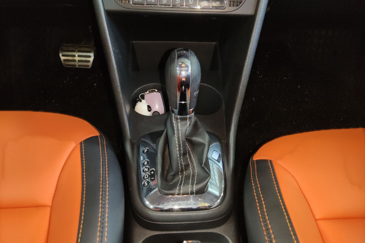 大众 2012款 1.6L Cross Polo AT局部细节18