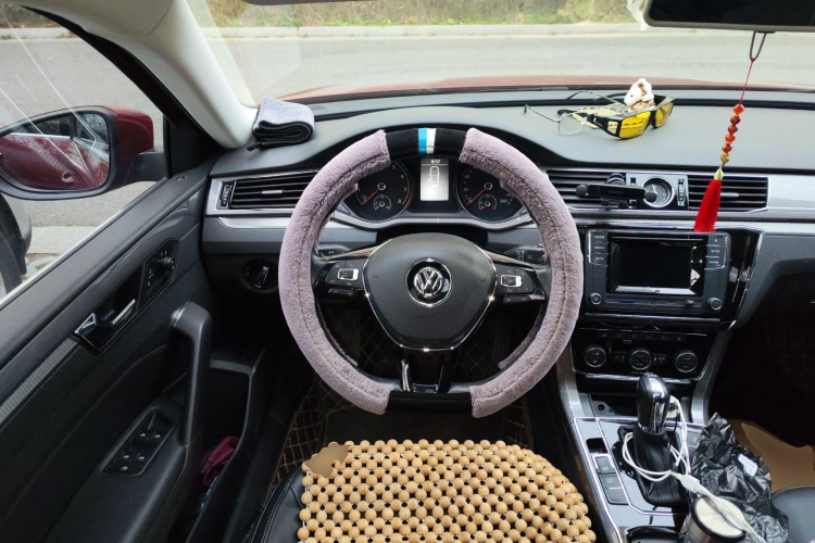 大众 帕萨特 2016款 280TSI DSG尊荣版中控内饰13