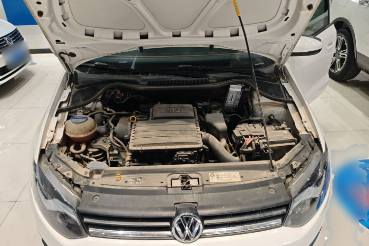大众 Polo 2018款 1.5L 自动安驾型机舱底盘24