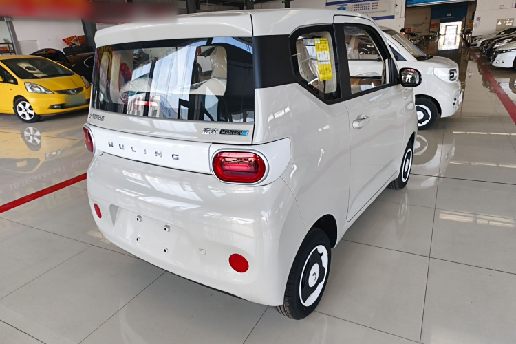 五菱汽车 宏光MINIEV 2024款 第三代 215km 青春版车身外观7