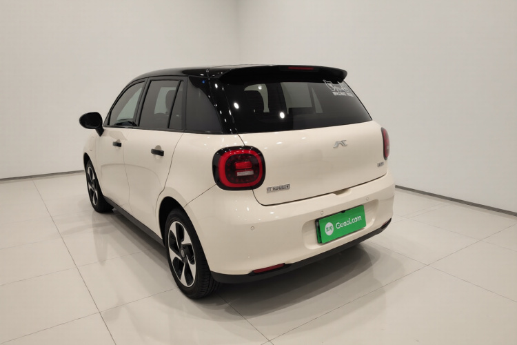 江淮钇为 钇为3 2023款 405km Pro车身外观5