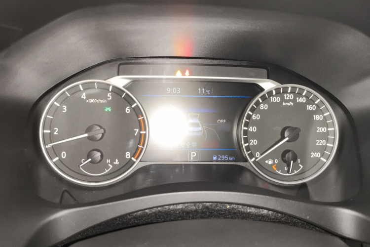 日产 天籁 2021款 2.0L XL Upper AD1 智行领航版局部细节14