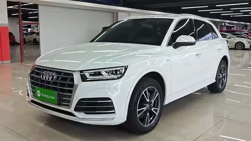 奥迪Q5L 2020款 改款 40 TFSI 荣享时尚型实拍1