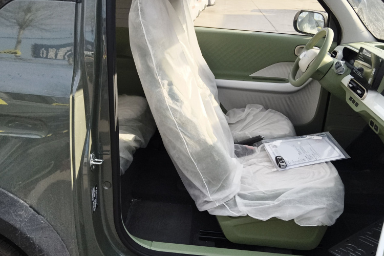 吉利银河 2025款 210km 熊猫骑士局部细节41