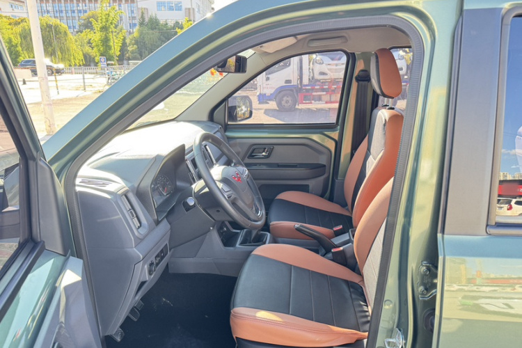 五菱汽车 五菱征途 2021款 1.5L进取型LAR中控内饰7002