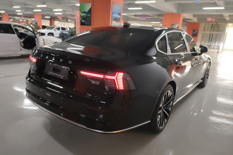 沃尔沃S90 2026款 B5 智远豪华版车身外观7