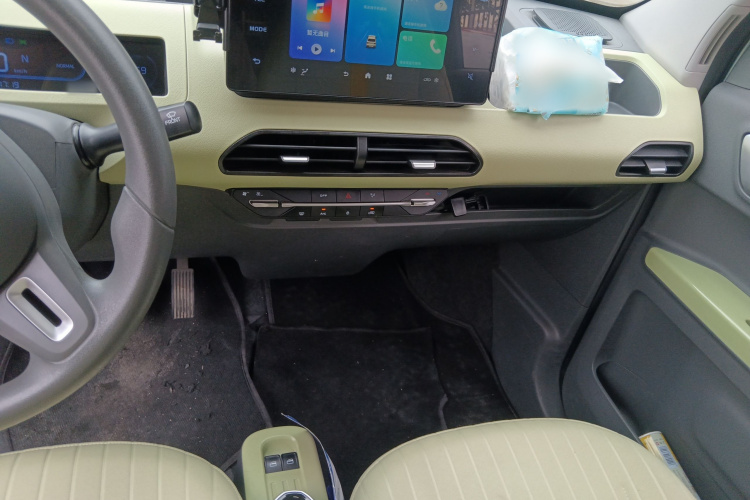 吉利汽车 2023款 熊猫mini 200km 灵动熊局部细节16