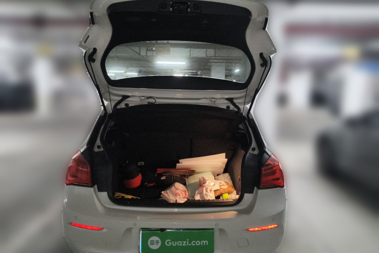 宝马1系(进口) 2016款 118i 领先型中控内饰23