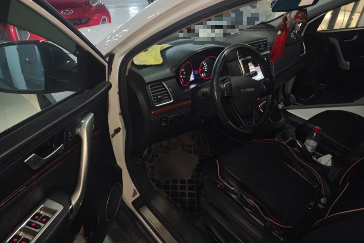 哈弗H6 2017款 红标 运动版 1.5T 手动两驱精英型中控内饰20