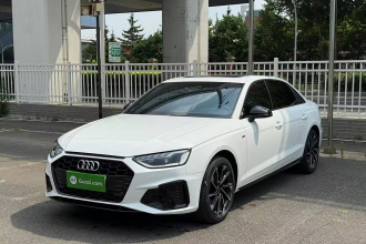奥迪A4L 2023款 40 TFSI 豪华动感型
