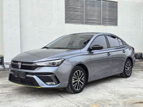 荣威i5 2021款 1.5L CVT铂金版