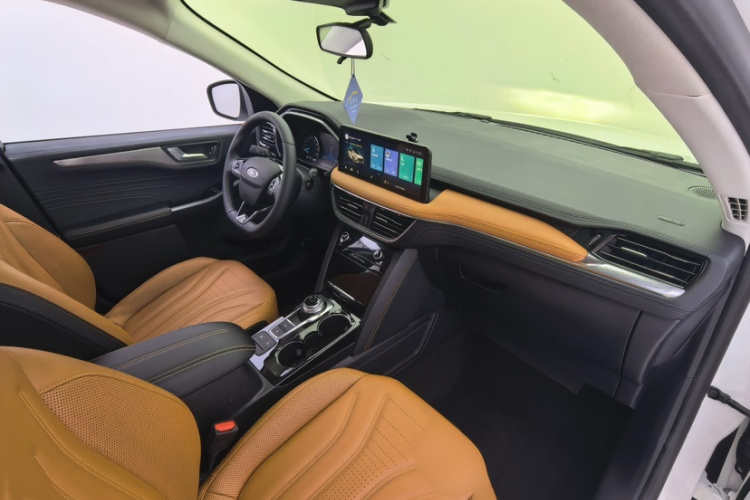 福特 锐际 2020款 EcoBoost 245 两驱耀享款中控内饰7010