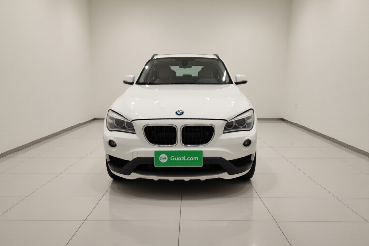 宝马X1 2015款 sDrive18i 时尚晋级版车身外观2