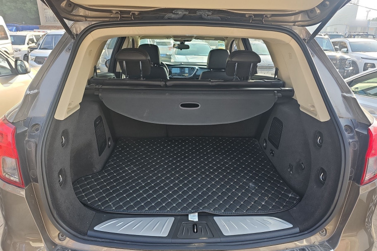 别克 昂科威 2017款 20T 两驱领先型机舱底盘23