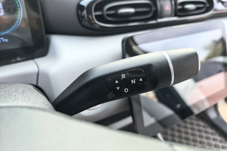 零跑汽车 零跑T03 2023款 310轻享版局部细节18