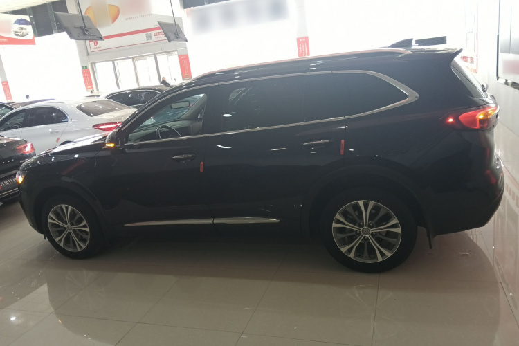 别克 2022款 改款 昂科威Plus 552T 五座豪华型车身外观4