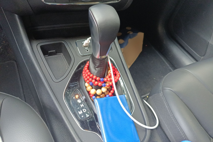 Jeep 自由光 2020款 2.0T 两驱领先版局部细节18