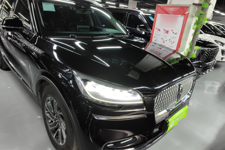 林肯 飞行家(进口) 2020款 3.0T V6全驱尊享版车身外观2