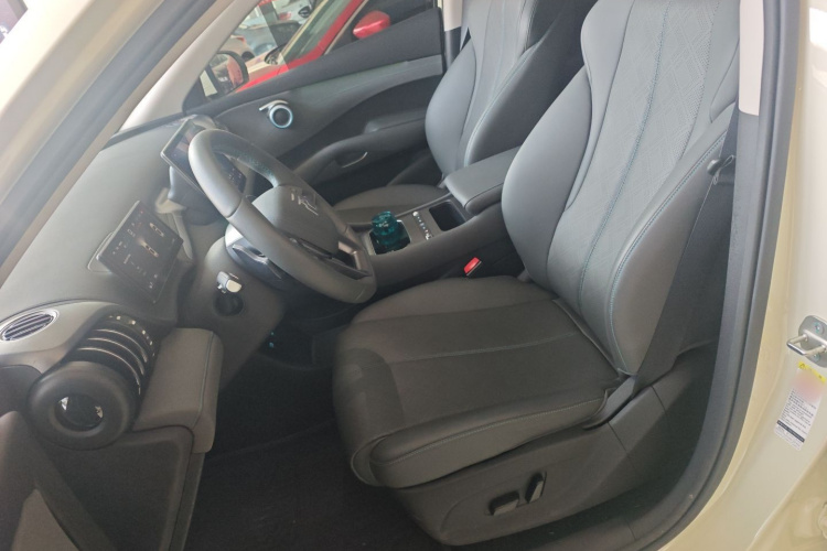 比亚迪 元PLUS 2025款 智驾版 510KM 超越型中控内饰19