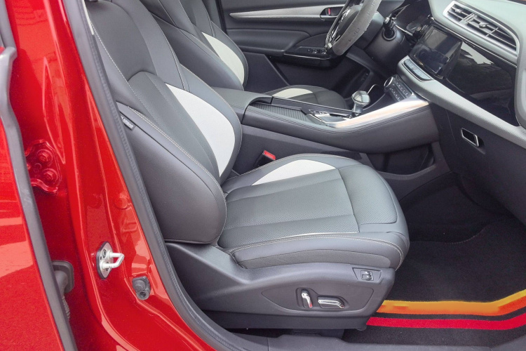 东风风神AX7 2019款 1.6T 自动AI领航型 国V局部细节41