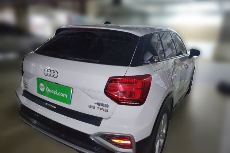 奥迪Q2L 2022款 35 TFSI 进取致雅型车身外观7