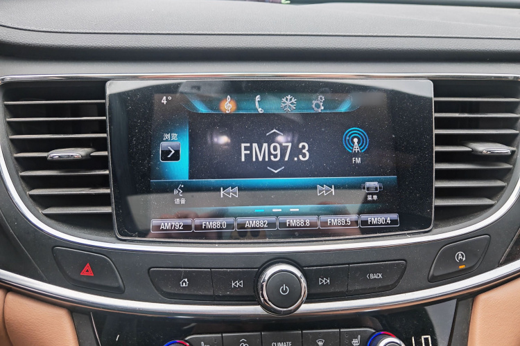 别克 君越 2016款 20T 精英型中控内饰7004