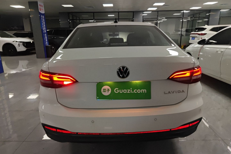 大众 朗逸 2023款 1.5L 自动得逸版车身外观6