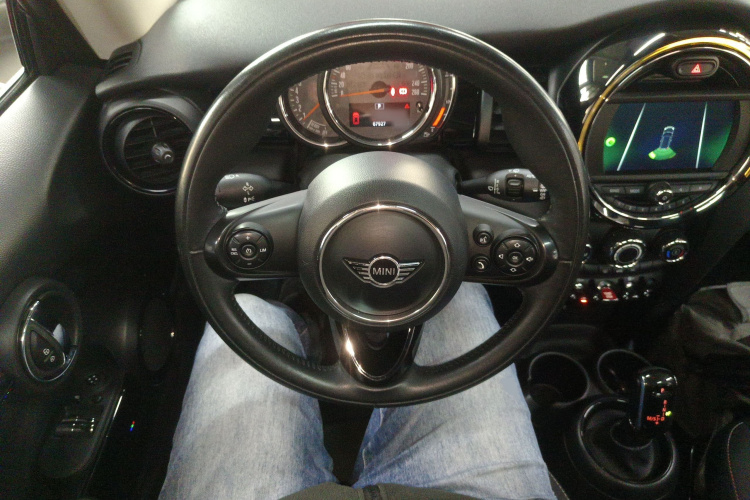 MINI 2018款 1.5T ONE PLUS中控内饰13