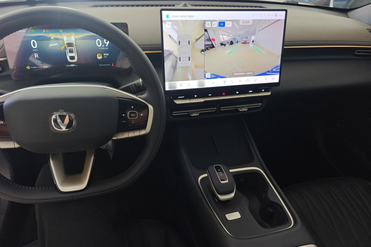 长安 逸动 2026款 第四代 1.5T 500Bar 智享型中控内饰12