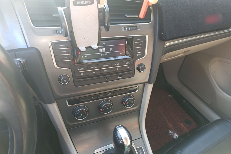 大众 高尔夫 2014款 1.4TSI 自动舒适型局部细节16