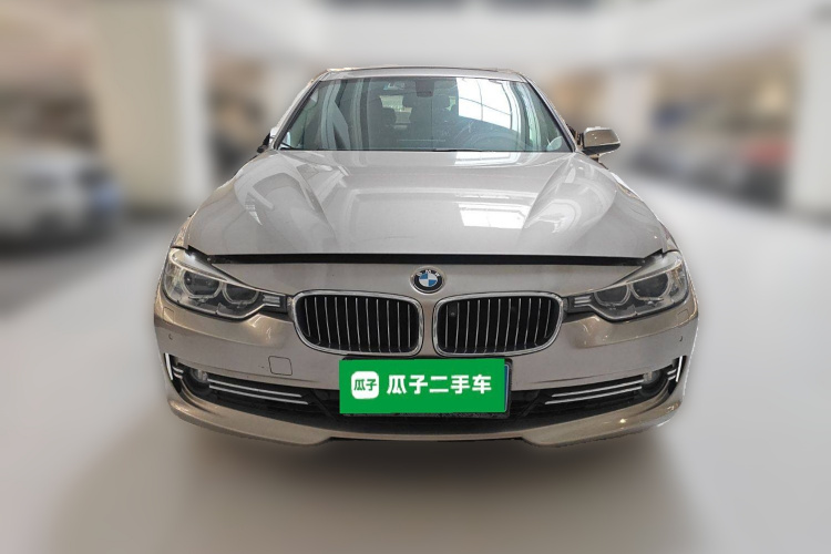 宝马3系 2014款 320Li 豪华设计套装车身外观6001