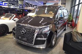 奔驰 威霆 2023款 2.0T 商务版 7座