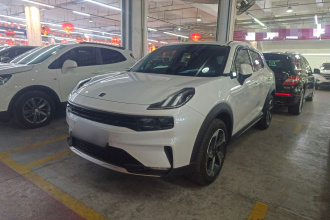 领克06 EM-P 2022款 PHEV Shero粉色特别版