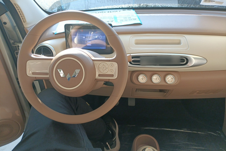 五菱汽车 宏光MINIEV 2025款 四门版 进阶款中控内饰12